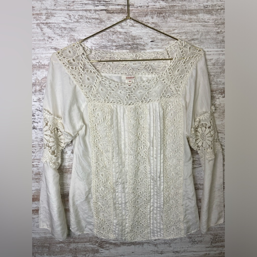 Sundance Sz XS 100% silk blouse crochet detail. Boho delicate EUC